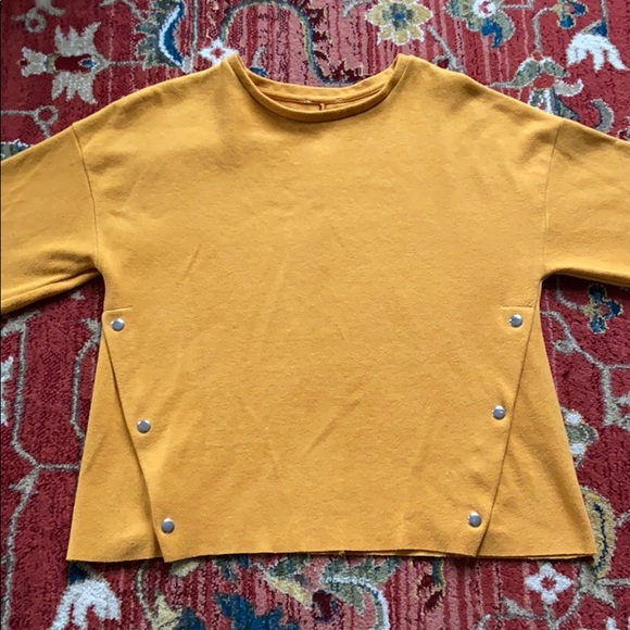 Mustard yellow Zara sweater - Picture 3 of 5